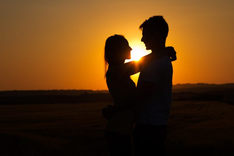 Why People Experience Emotional Distance in Relationships